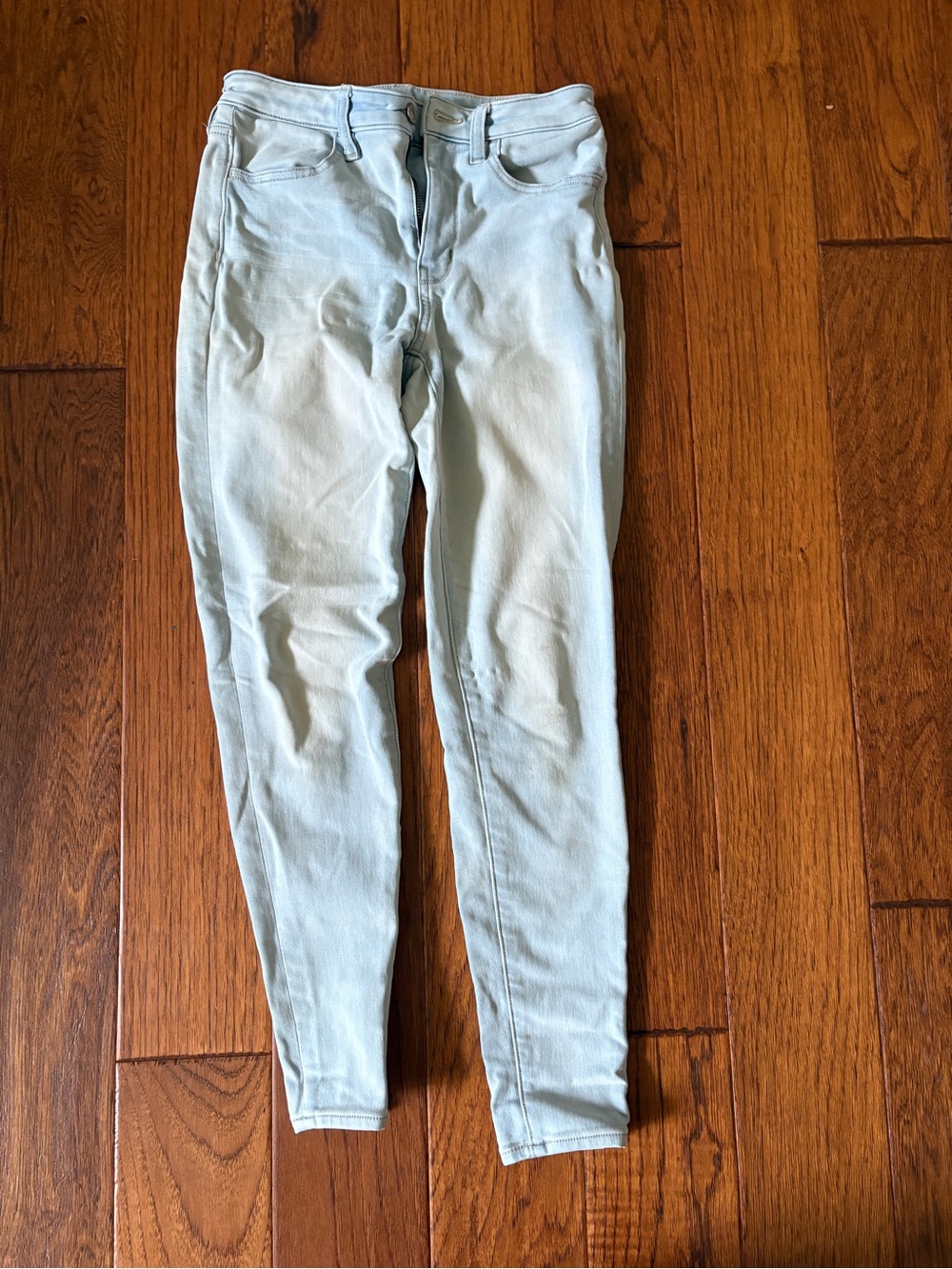 American Eagle Outfitters Light Blue Skinny Jeans
